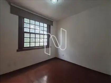 Quarto 02  