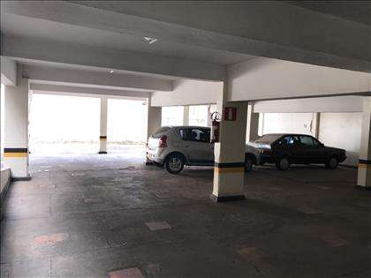 Garagem sob outra vista