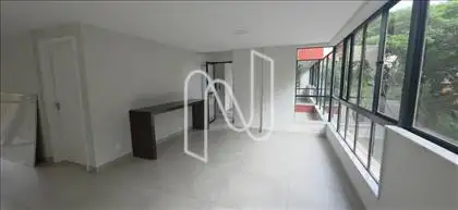 Entrada do Salçao de Festas