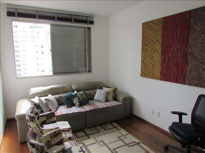 QUARTO HOME OFICCE