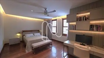 Suíte Master com closet  (2º pavimento)
