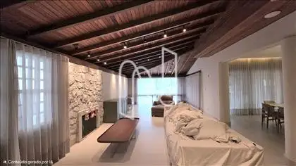 Sala de Estar com Lareira  