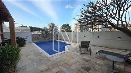 Área Externa e Piscina Aquecida  