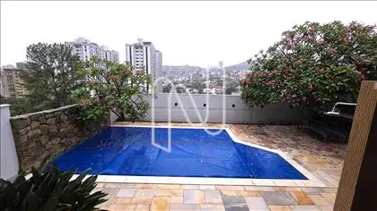 Piscina Aquecida 