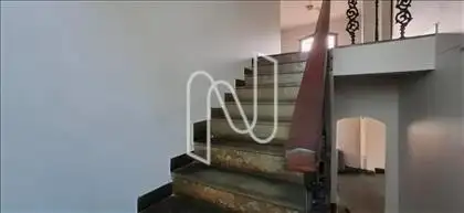 Escala de Acesso ao 2° Andar