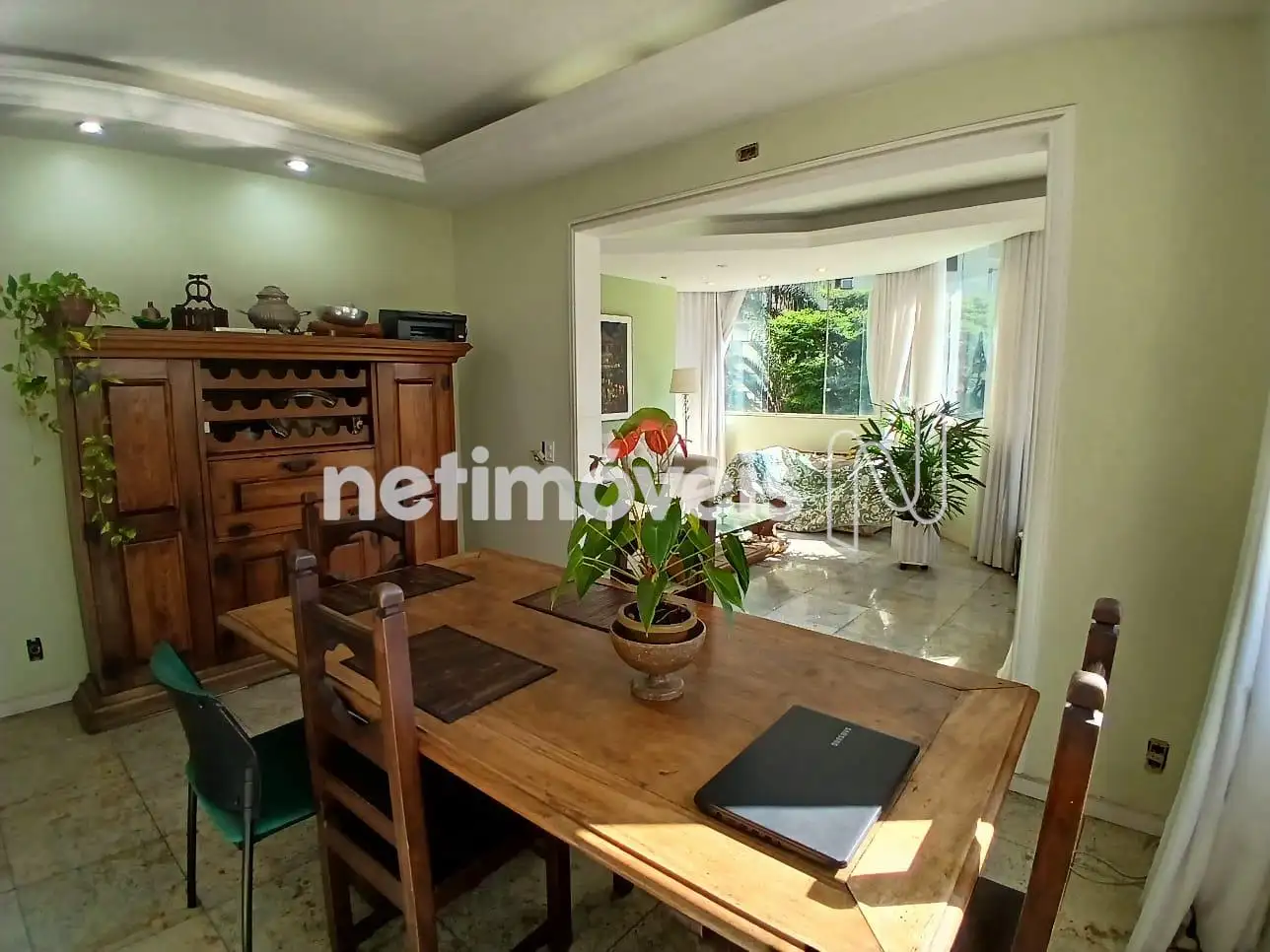 Salas jantar e estar