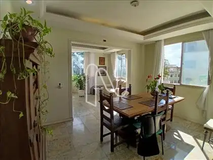 Salas de jantar e estar outro ângulo