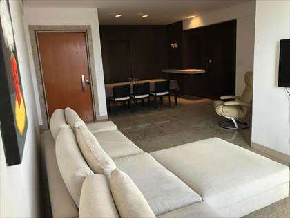 sala com 02 ambientes (estar e copa)