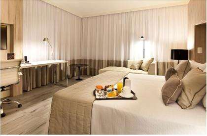 QUARTO CASAL