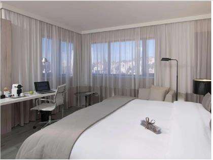 QUARTO CASAL