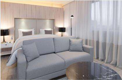 QUARTO CASAL