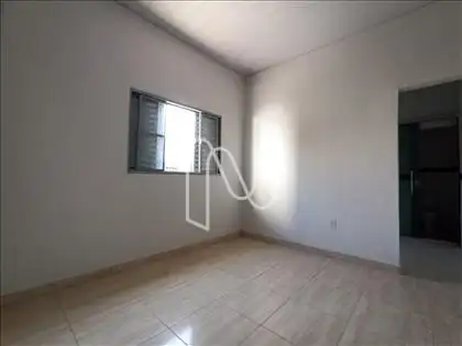  Barracão