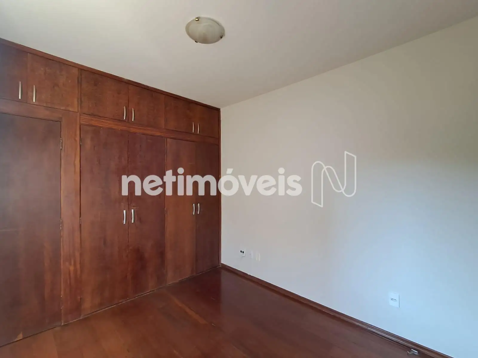 Quarto 01