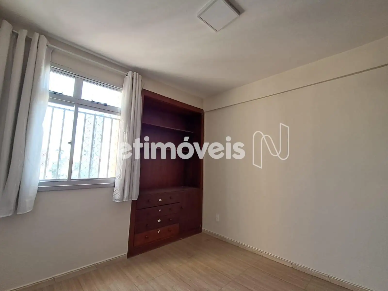 Quarto 01