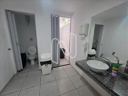  Banheiro Comercial 