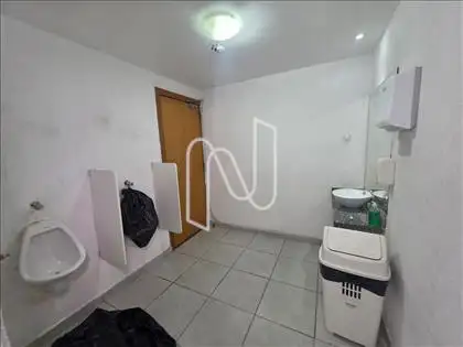   Banheiro Comercial