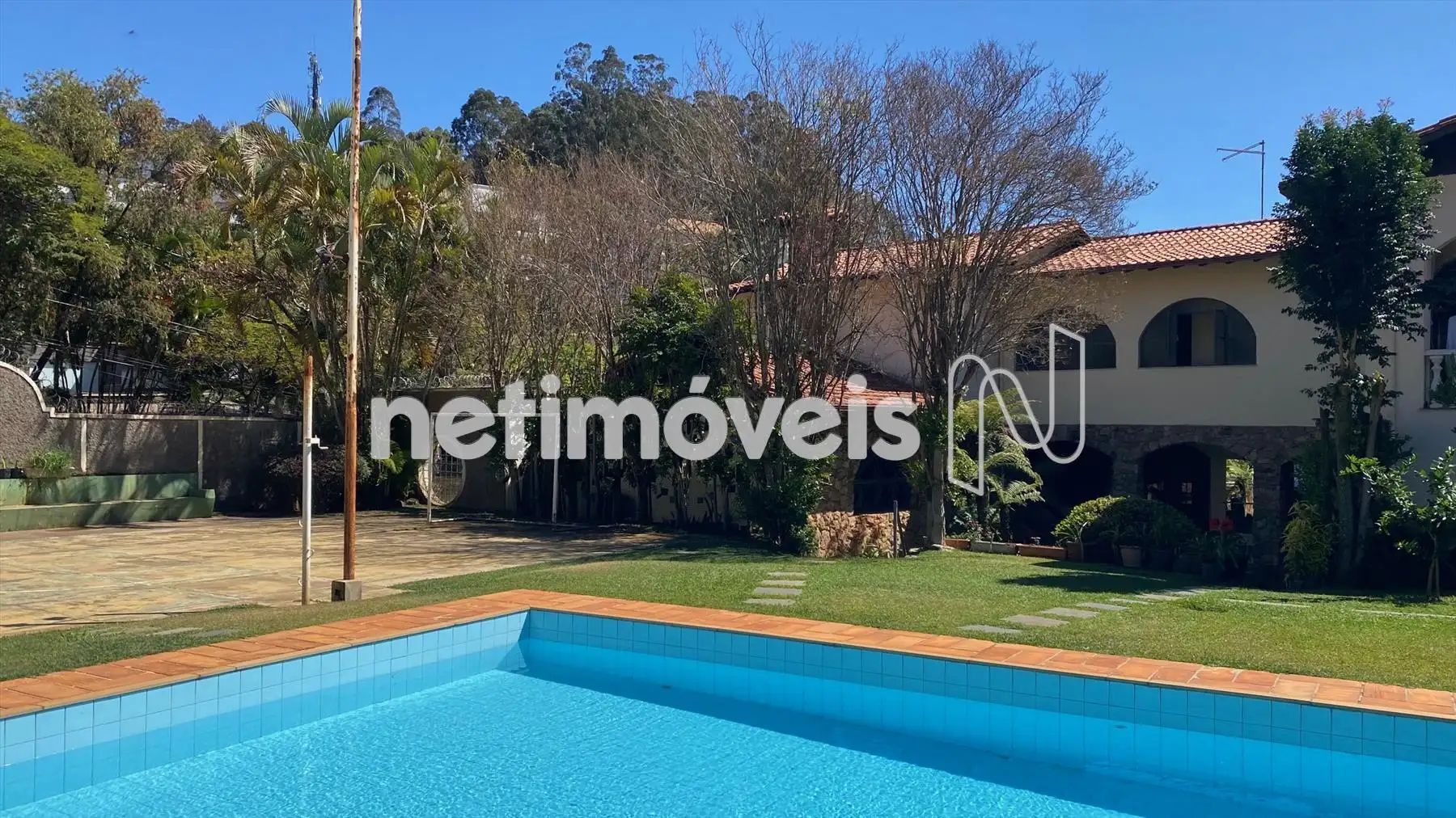 Quadra, churrasqueira, espaço goumet