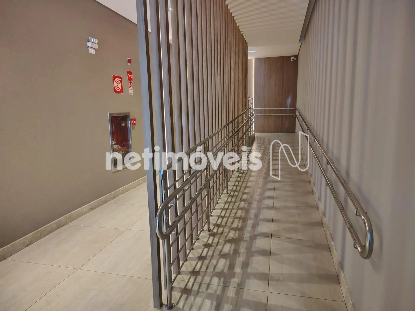 Rampa acesso prédio
