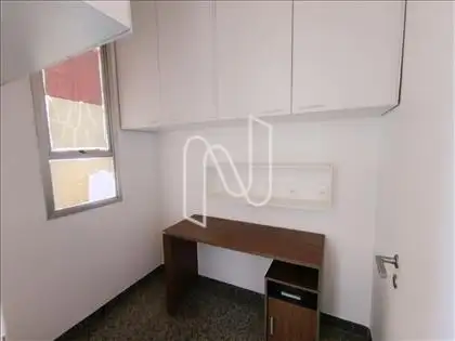 Quarto DCE/escritório