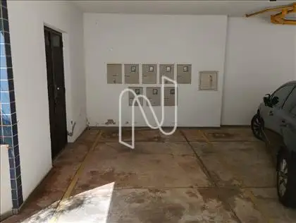 Vaga e box de despejo 