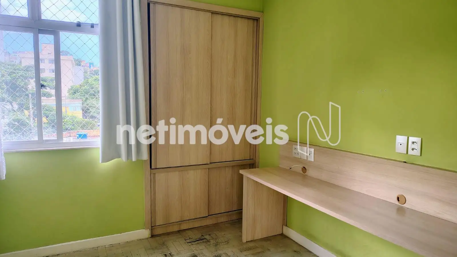 Quarto reversível