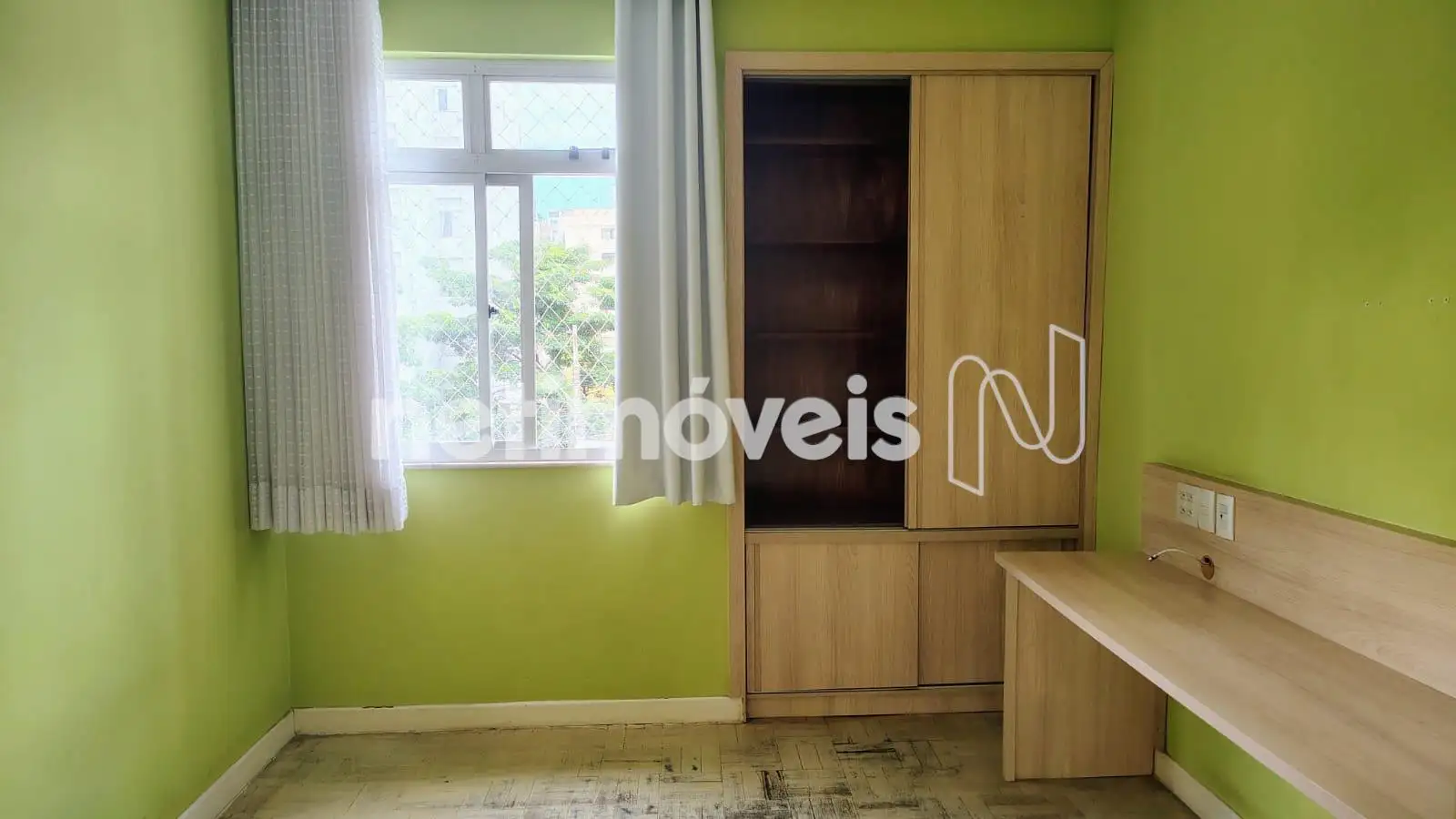 Quarto reversível