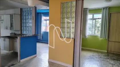 Visão da cozinha/sala e quarto pela copa