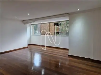  Sala de estar e jantar 