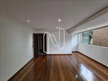  Sala de estar e jantar 