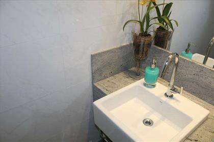 Lavabo (sala de estar / jantar)