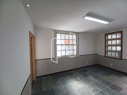 Sala (1º piso)