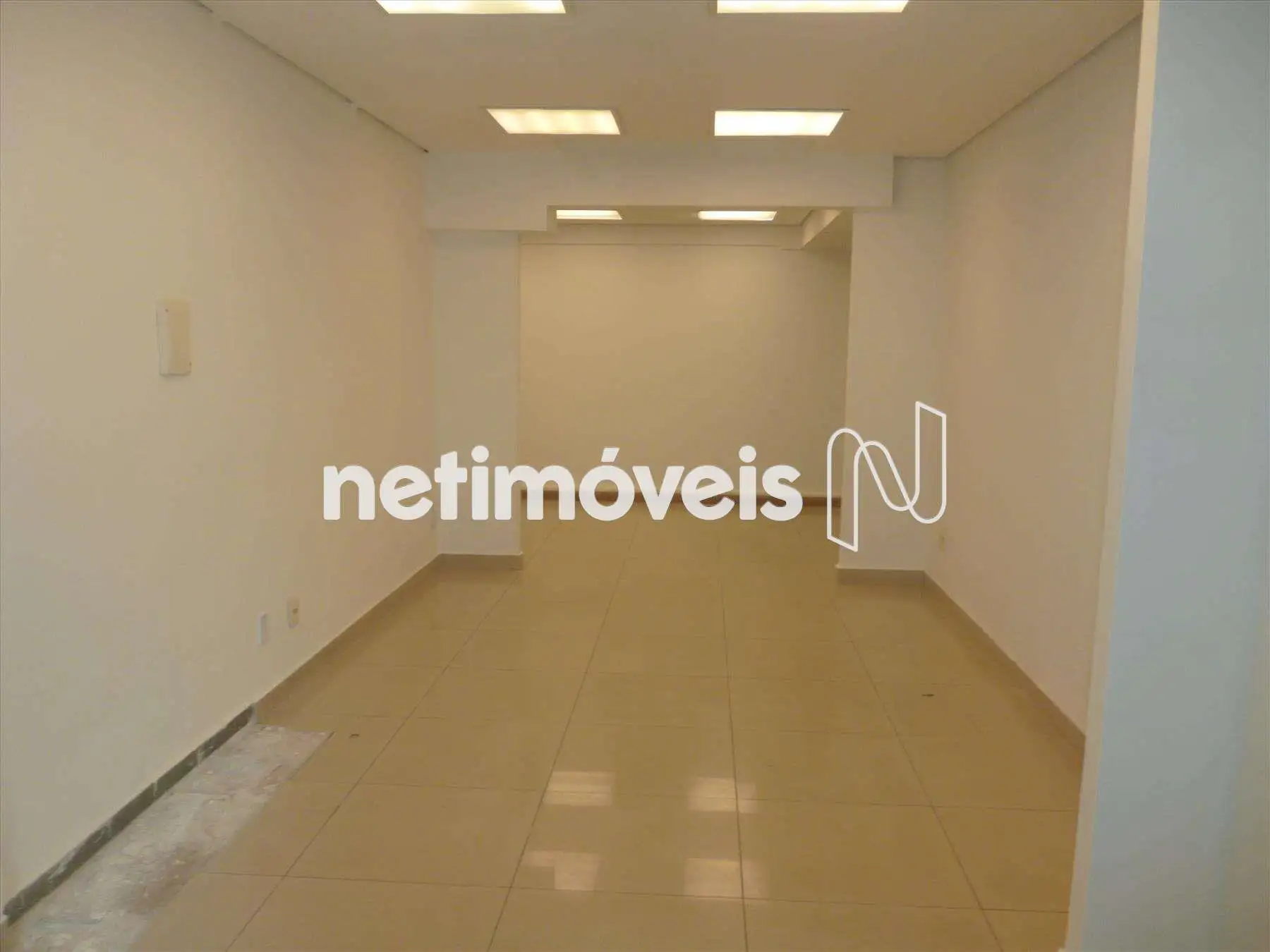 Conjunto de lojas para comprar com 150 m², 2 banheiros em Rua Fernandes Tourinho, Savassi, Belo Horizonte