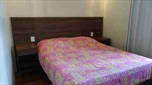 quarto casal com armários