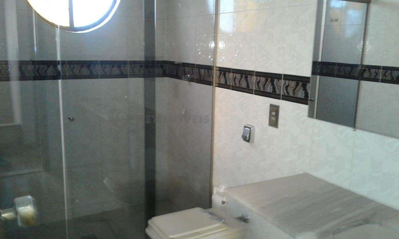 Banho social com box blindex