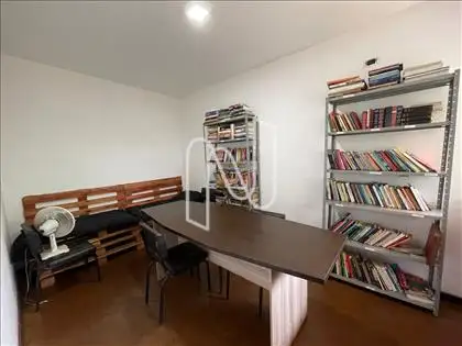  Biblioteca do condomínio