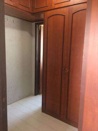 CLOSET 