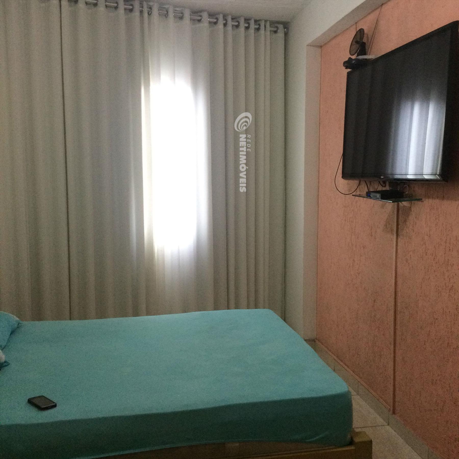 Quarto casal