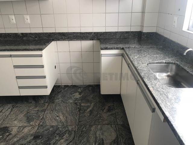 Cozinha de outro ângulo