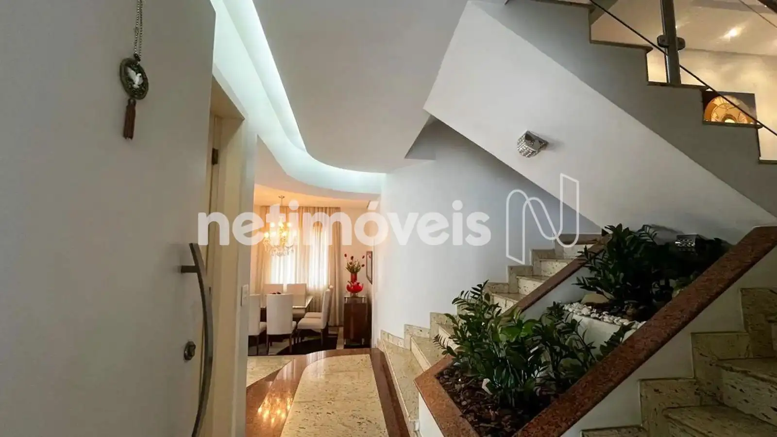 Casa em condomínio para comprar com 362 m², 4 quartos, 5 banheiros, 5 vagas em Rua Maria Fortunata Rotheia, Paquetá, Belo Horizonte