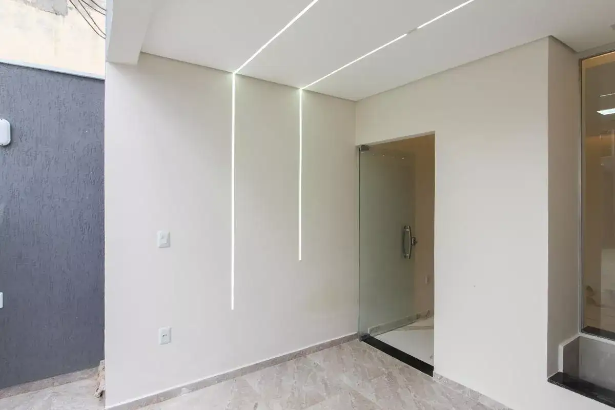 Casa para comprar com 180 m², 3 quartos, 3 banheiros, 2 vagas em Serra Verde (venda Nova), Belo Horizonte
