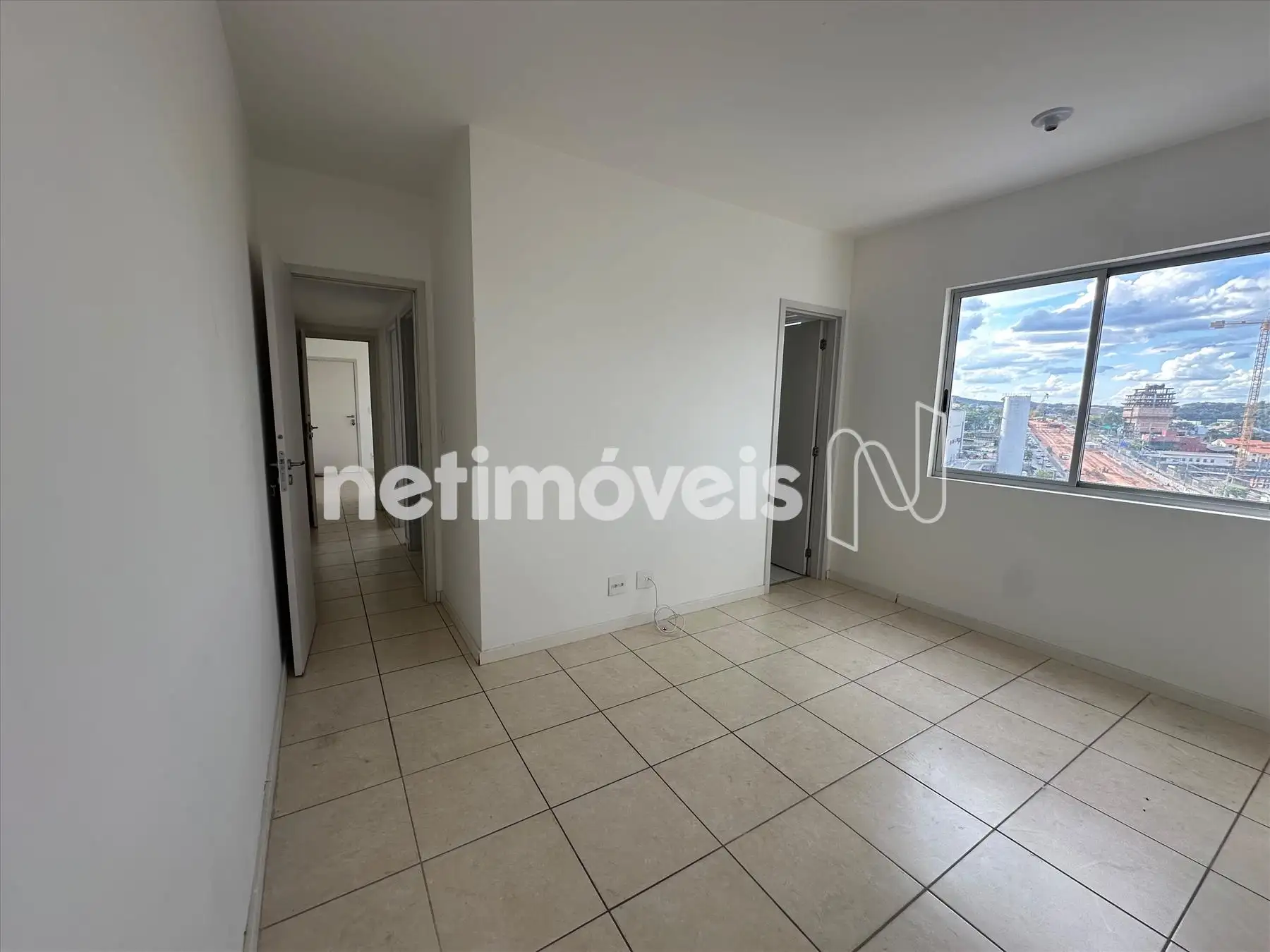 Sala com transição de quartos