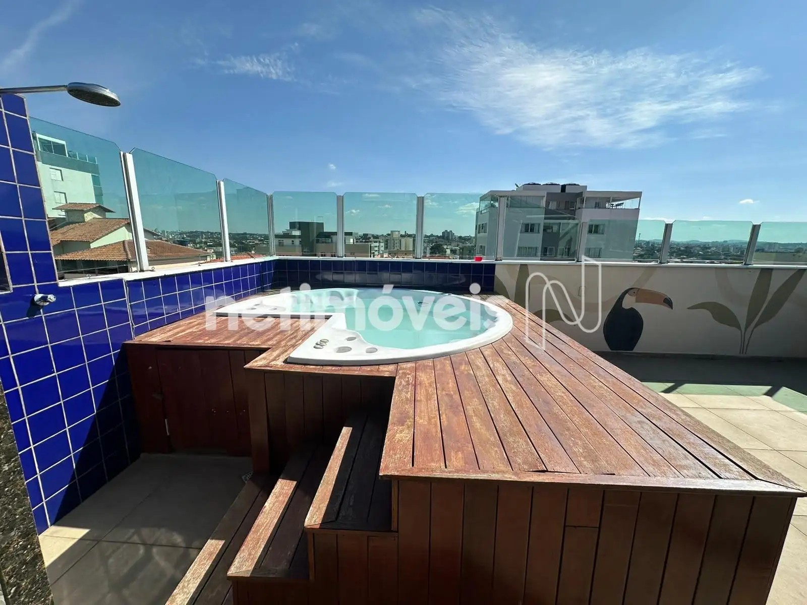 Espaço gourmet com hidromassagem 