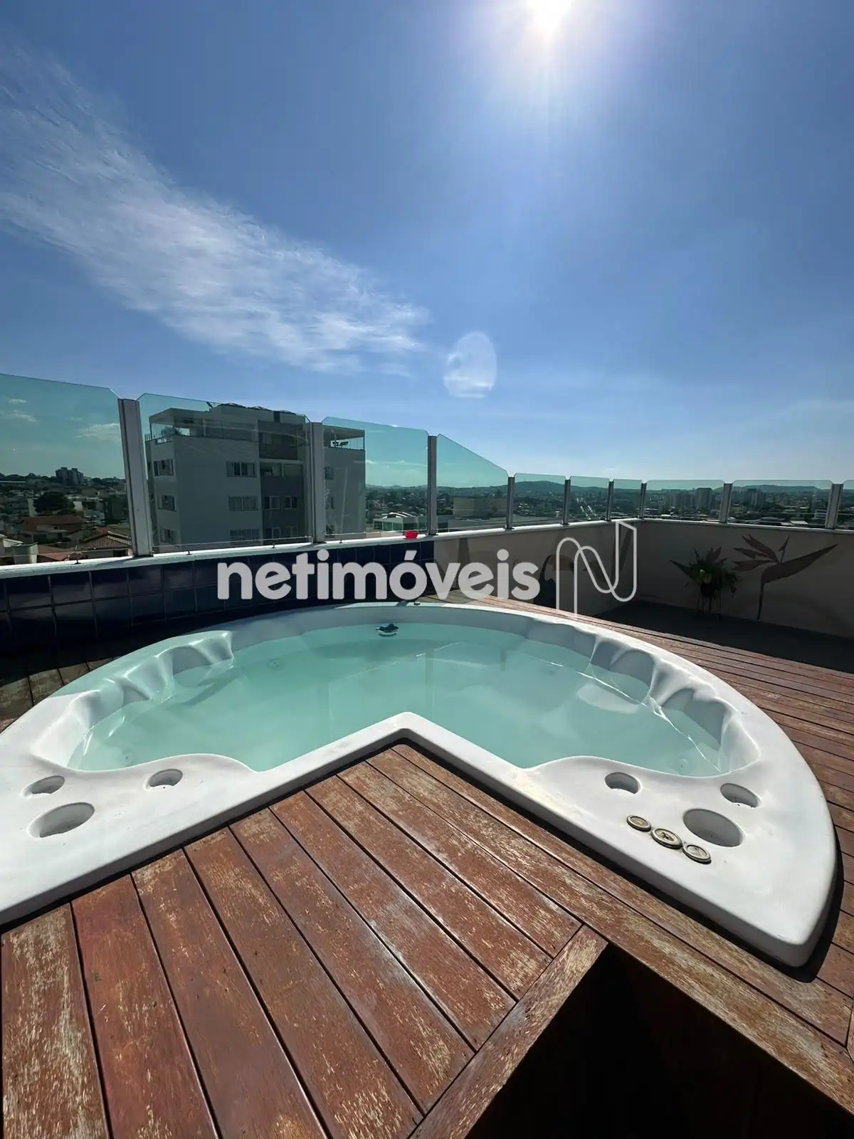 hidromassagem e vista definitiva