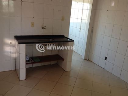  cozinha bem grande toda em ceramica