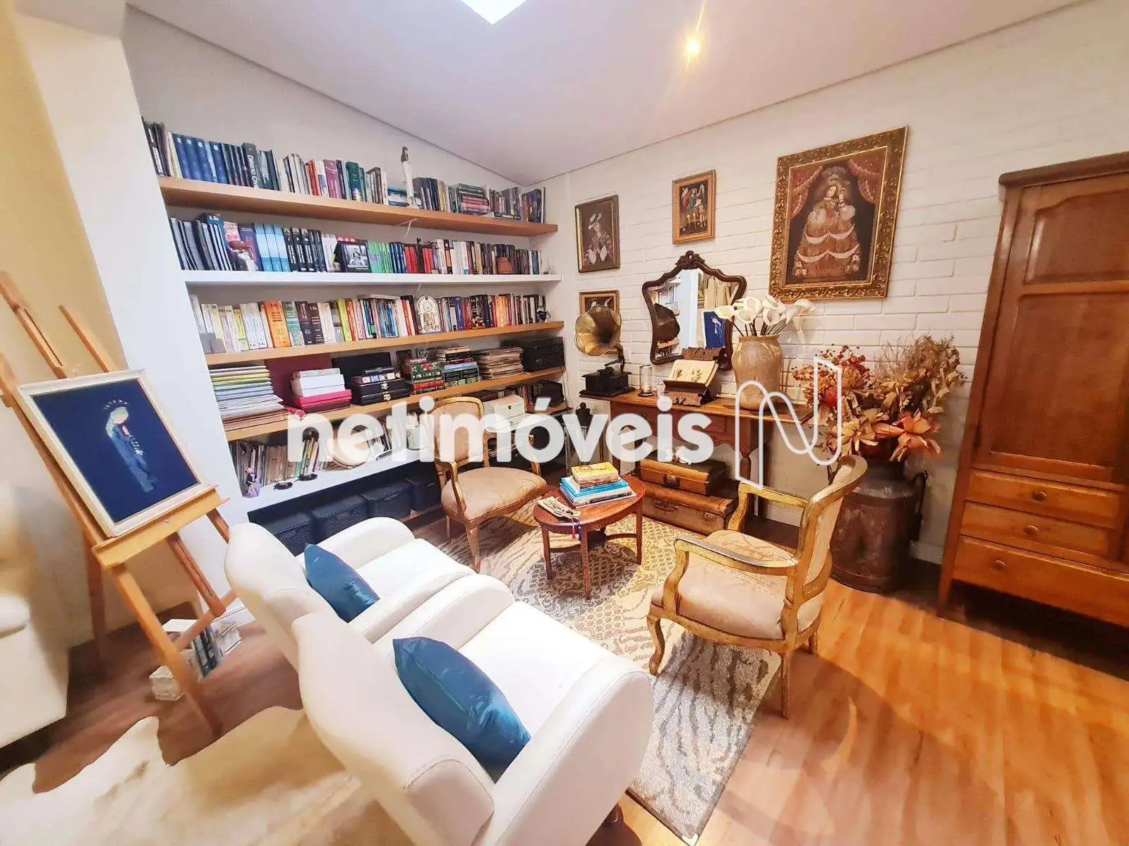 Apartamento com 3 quartos — Funcionários, Belo Horizonte