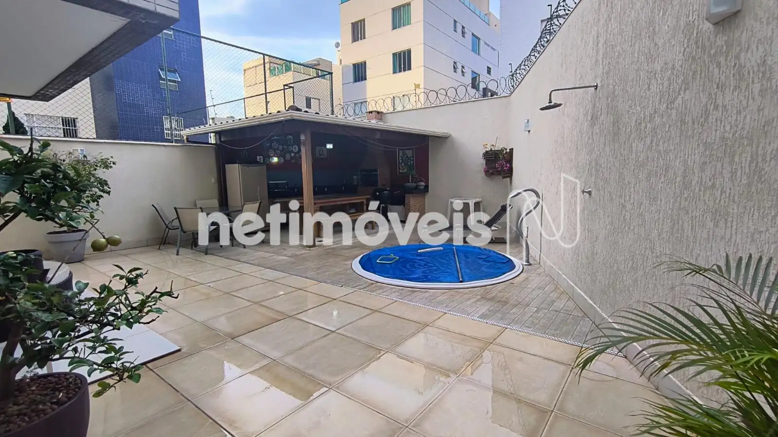 Área externa/piscina