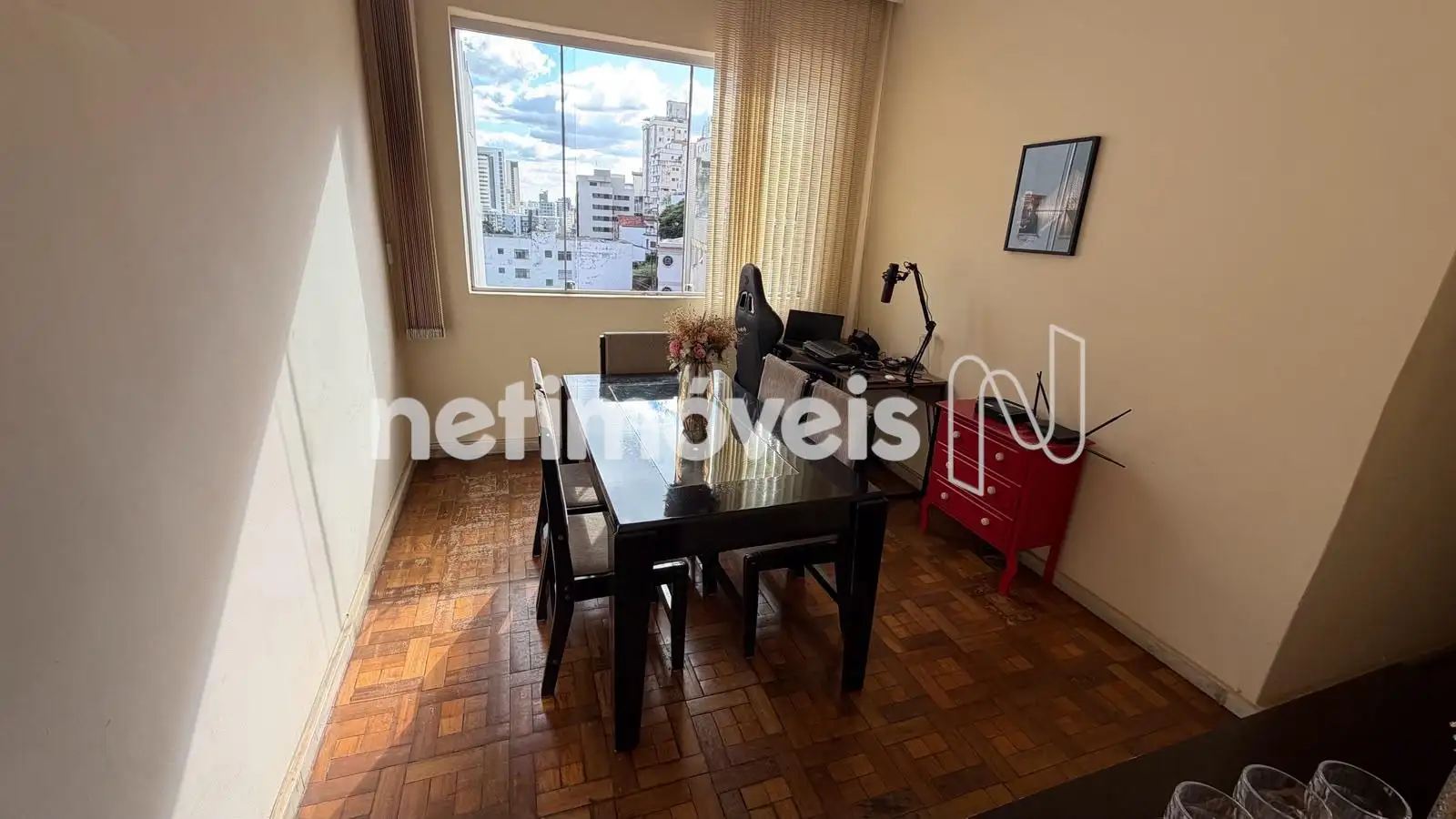 Apartamento com 3 quartos — Serra, Belo Horizonte