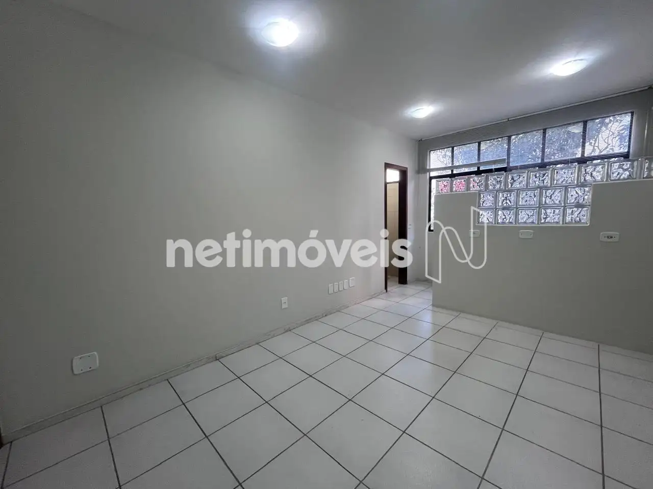 Sala para comprar com 23 m², 1 banheiro em Rua Raul Pompéia, São Pedro, Belo Horizonte