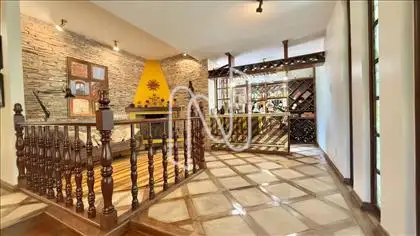 Lareira e bar 