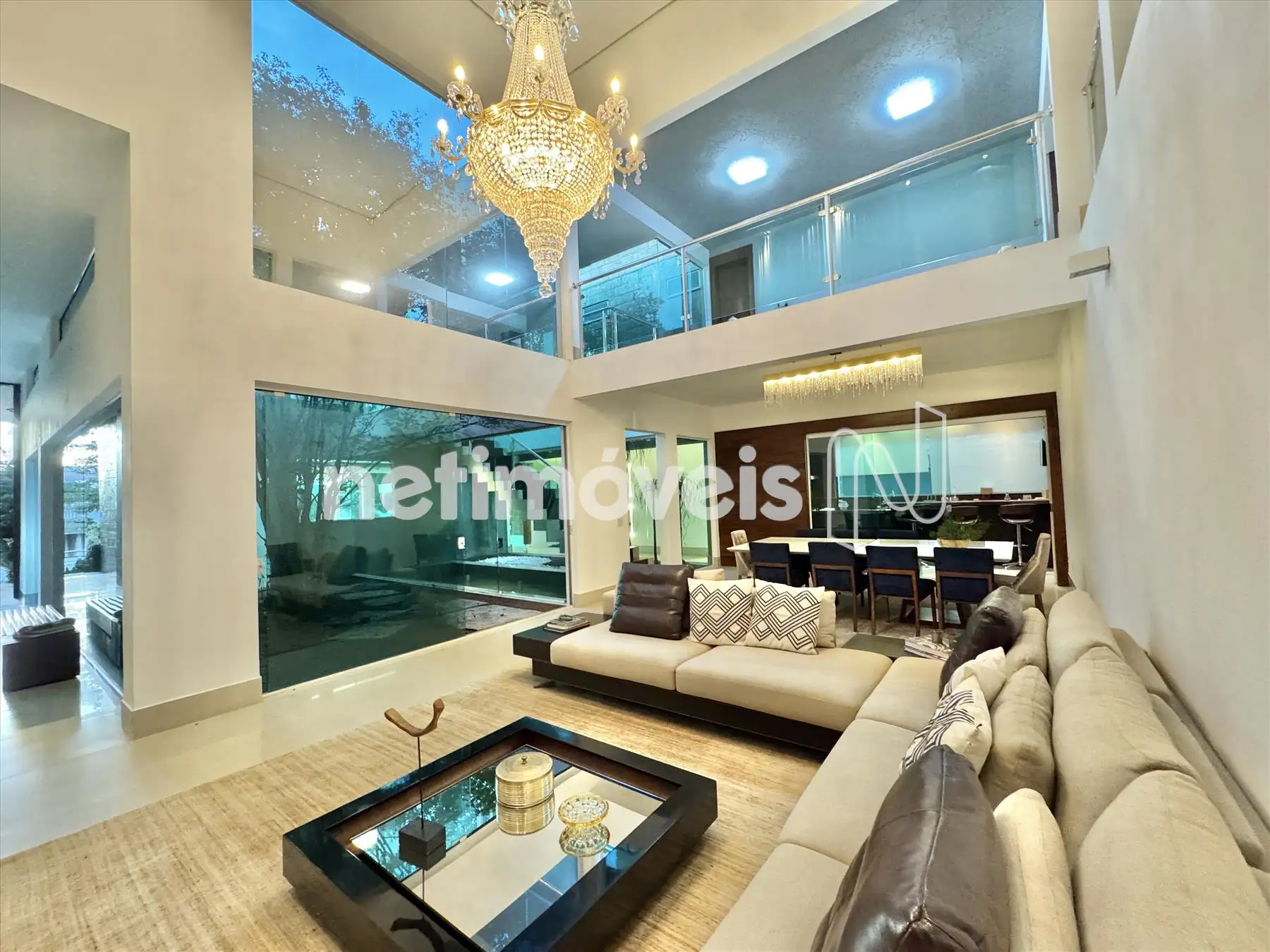 Sala de estar e jantar